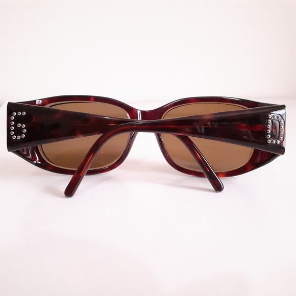 Dolce & Gabbana Tortoise Sunglasses with Signature Coach Case - Picture 9 of 11